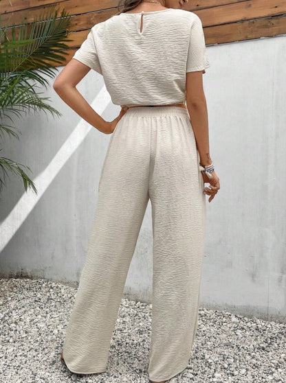 Ensemble Décontracté Deux Pièces – Haut Texture Fluide & Pantalon Uni Style Naturel