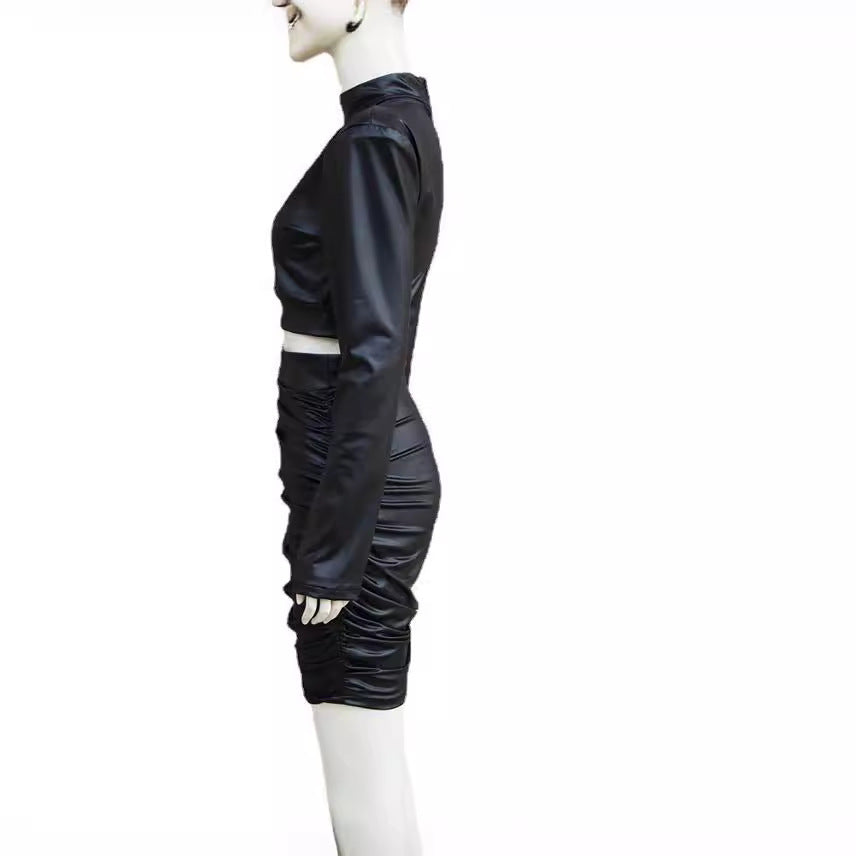 🖤 Ensemble Noir Plissé à Col Montant – Élégance Intellectuelle & Style Structuré